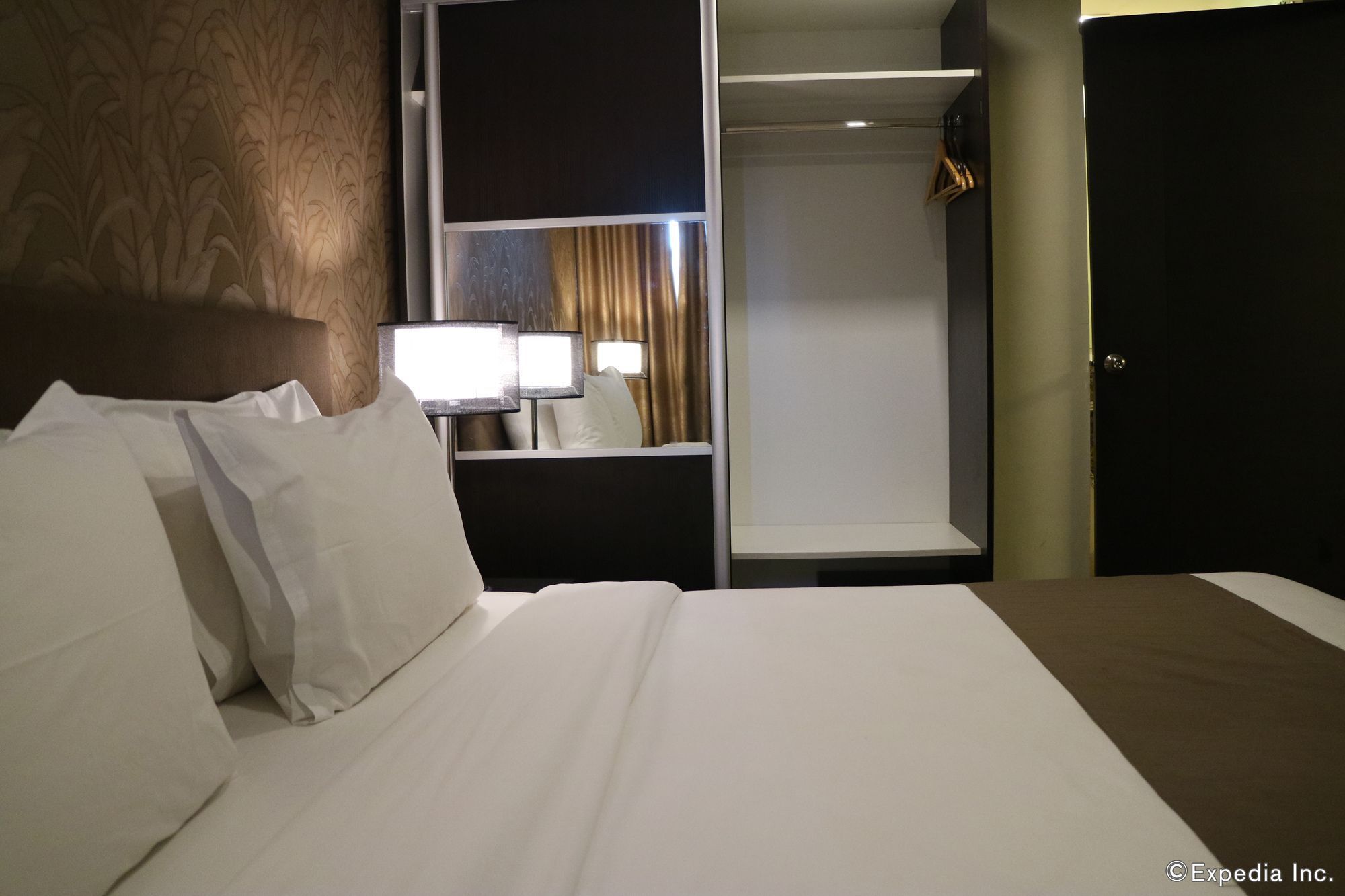 Gt Iloilo Hotel 3*
